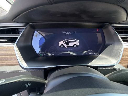 Used 2017 Tesla Model X 75D AWD/4WD image 18
