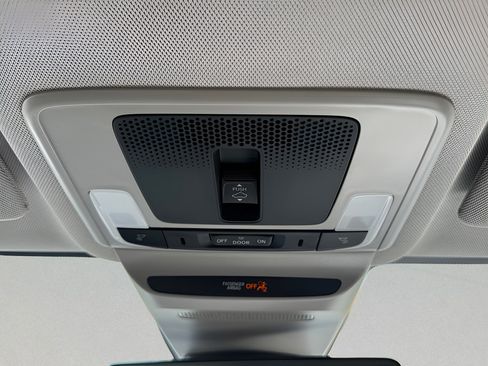 New 2027 Honda HR-V EX-L image 28