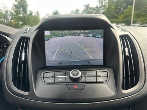 Used 2018 Ford Escape SE w/ SE Sport Appearance Package AWD/4WD image 36