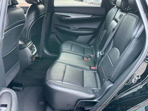 Used 2019 INFINITI QX50 Luxe w/ Navigation Package image 11