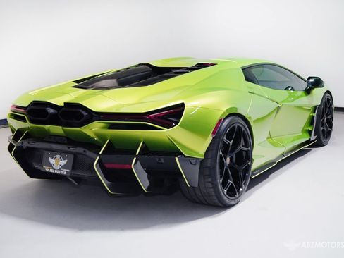 Used 2024 Lamborghini Revuelto AWD/4WD image 6