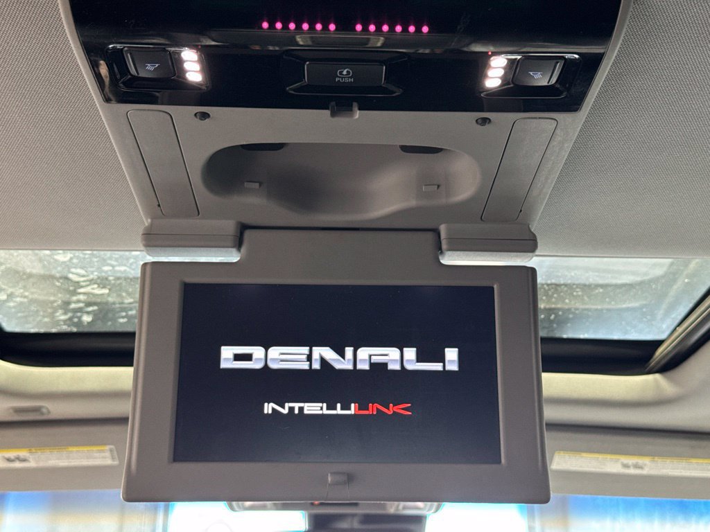 Used 2015 GMC Yukon XL Denali w/ Touring Package AWD/4WD image 20