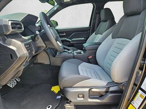 Used 2024 Toyota Tacoma TRD Sport RWD image 15