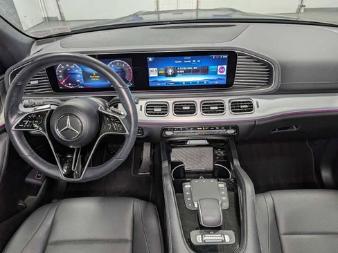 Certified 2024 Mercedes-Benz GLS 450 4MATIC image 18
