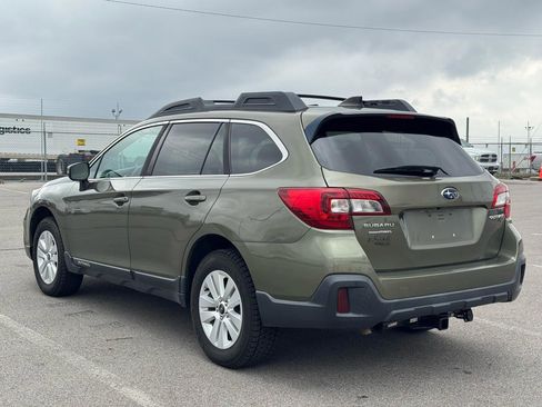 Used 2018 Subaru Outback 2.5i Premium image 5