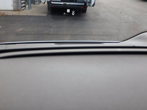 Used 2025 Volkswagen ID. Buzz Pro S Plus image 29