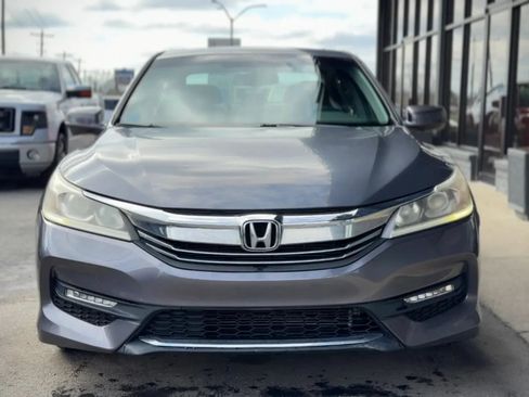 Used 2016 Honda Accord EX image 6