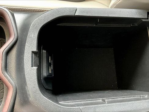 Used 2021 Toyota RAV4 Limited AWD/4WD image 16