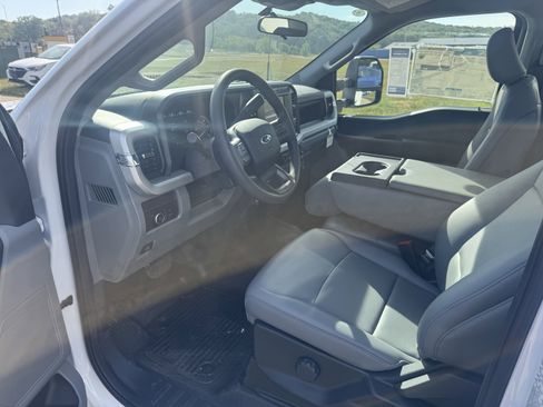 New 2025 Ford F450 XL image 13
