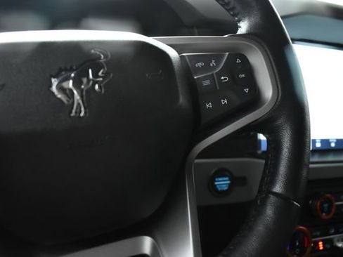 Used 2022 Ford Bronco Badlands image 28