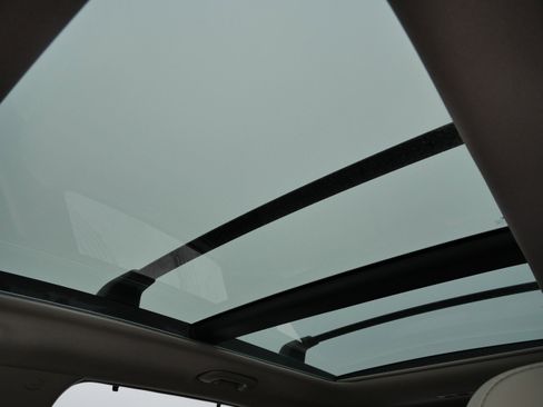 Certified 2023 Hyundai Santa Fe SEL w/ Premium Package image 34