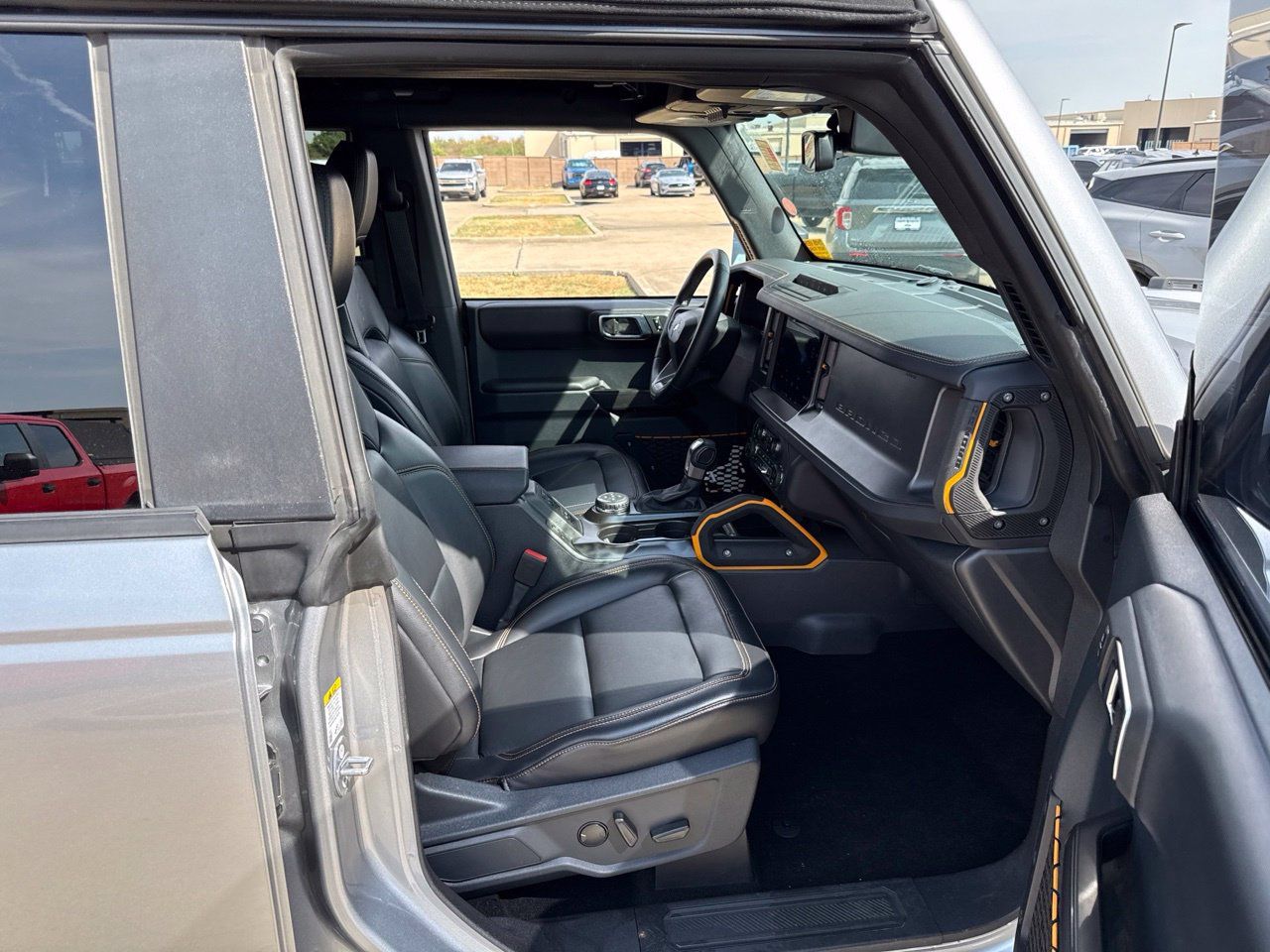 Used 2024 Ford Bronco Badlands AWD/4WD image 14