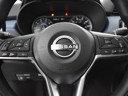 New 2025 Nissan Versa SV w/ Trunk Package image 29