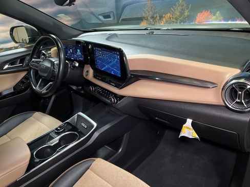 Used 2025 Chevrolet Equinox ACTIV w/ Safety and Technology Package image 66