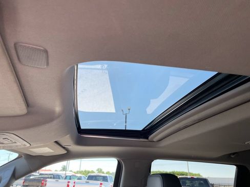 Used 2019 GMC Sierra 1500 Denali w/ Driver Alert Package II AWD/4WD image 11