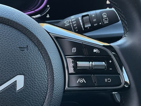 Used 2025 Kia Seltos S image 24