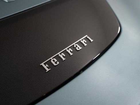Used 2024 Ferrari Roma Spider RWD image 7