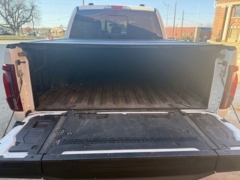 Used 2025 Ford F150 King Ranch w/ FX4 Off-Road Package image 6