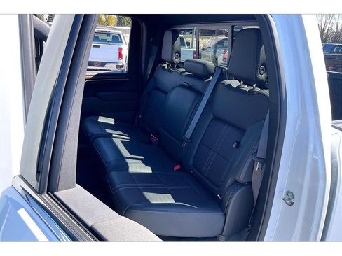 Used 2024 Chevrolet Silverado 3500 High Country w/ High Country Premium Package AWD/4WD image 28