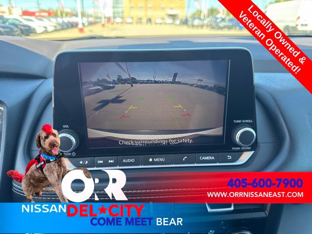 Used 2023 Nissan Rogue S AWD/4WD image 23