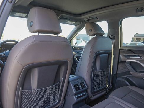 New 2025 Audi Q5 Premium image 21