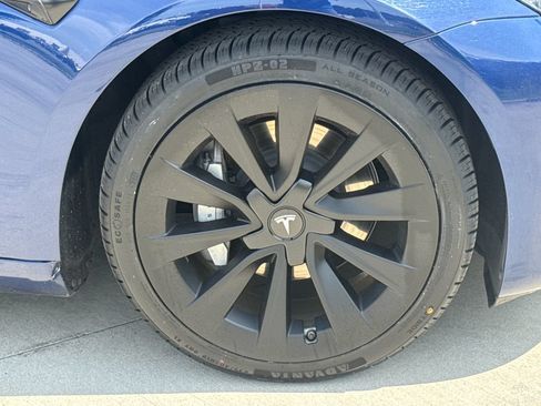 Used 2023 Tesla Model 3 Standard Range RWD image 11