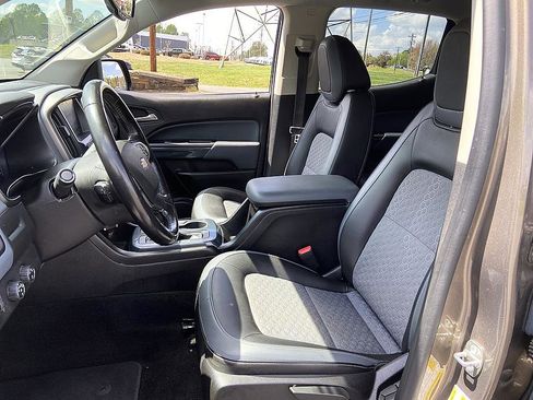 Used 2016 Chevrolet Colorado Z71 image 11