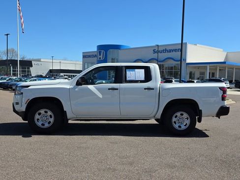 Used 2022 Nissan Frontier S w/ Technology Package image 6
