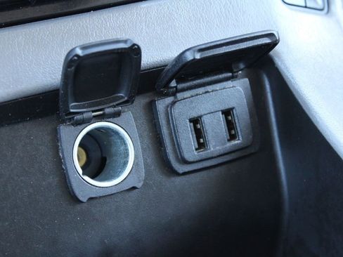 Used 2019 Chevrolet Suburban LT image 42