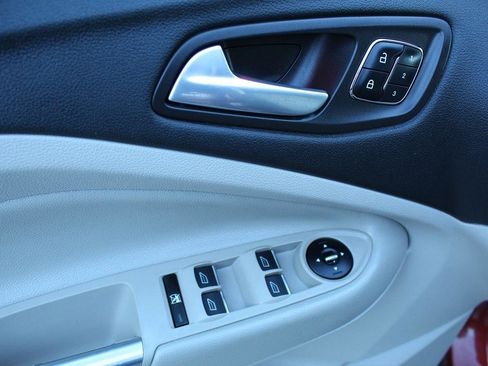 Used 2014 Ford Escape Titanium AWD/4WD image 14