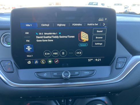 Used 2025 Chevrolet Blazer LT image 12