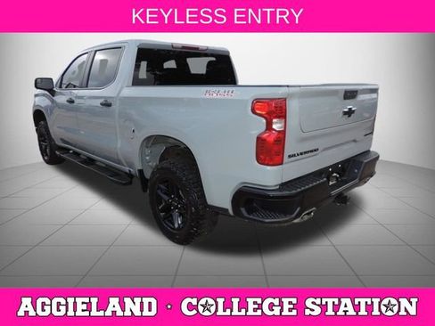 Used 2024 Chevrolet Silverado 1500 Custom Trail Boss w/ LPO, Dark Essentials Package image 6