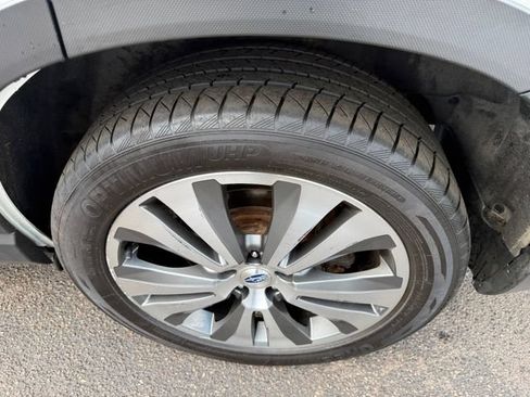 Used 2019 Subaru Ascent Touring AWD/4WD image 18