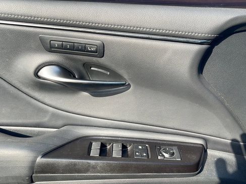 Used 2019 Lexus ES 350 w/ Accessory Package 2 FWD image 20
