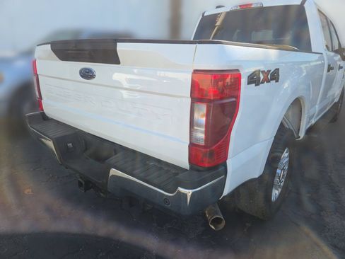 Certified 2022 Ford F250 XLT AWD/4WD image 11