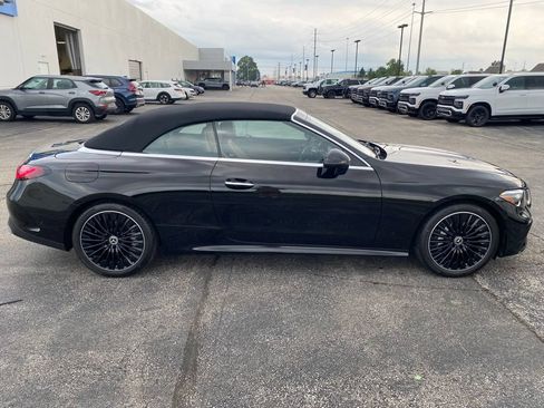 Used 2026 Mercedes-Benz CLE 300 4MATIC Cabriolet image 9