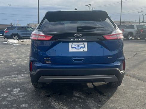 Used 2022 Ford Edge SEL w/ Convenience Package image 6