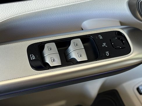 Certified 2025 Mercedes-Benz GLC 350e 4MATIC image 14