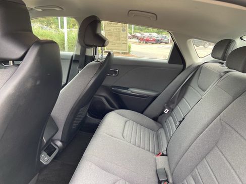 Used 2025 Kia K4 EX FWD image 17