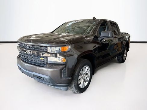 Used 2021 Chevrolet Silverado 1500 Custom image 1