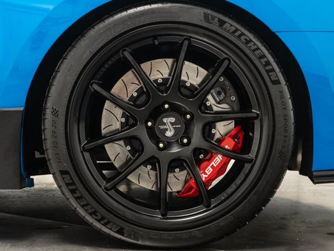 Used 2023 Ford Mustang GT Premium w/ GT Performance Package RWD image 11