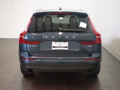 Used 2021 Volvo XC60 T5 Momentum w/ Protection Package Premier AWD/4WD image 5