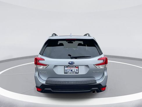 Used 2019 Subaru Forester Limited AWD/4WD image 6