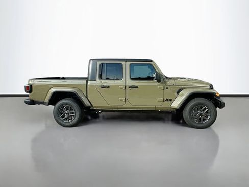 New 2026 Jeep Gladiator Sport image 5