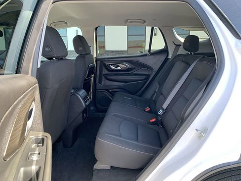 Used 2024 GMC Terrain SLE AWD/4WD image 25
