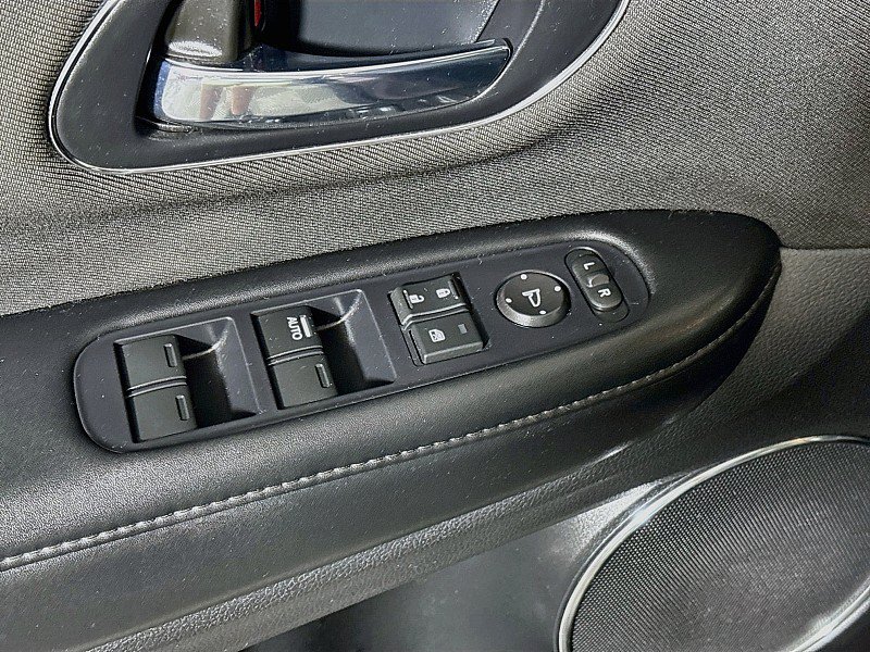 Used 2022 Honda HR-V EX image 19
