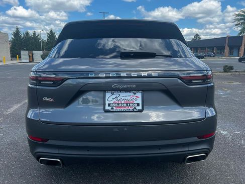 Used 2021 Porsche Cayenne AWD/4WD image 6