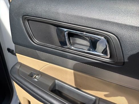 Used 2016 Ford Explorer Base image 27