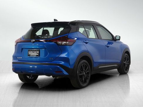 Used 2023 Nissan Kicks SR w/ SR Premium Package image 5