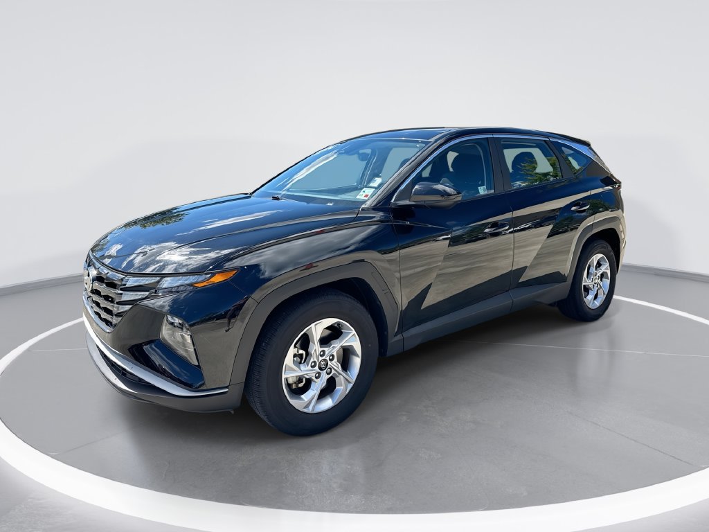 Certified 2024 Hyundai Tucson SE FWD image 1